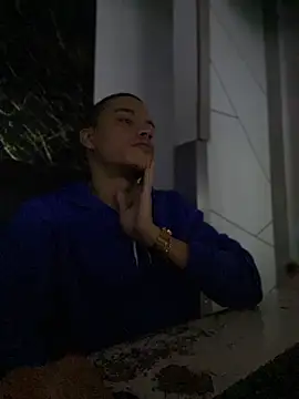 AlphaMasterXxx online show from 8, 10, 2025