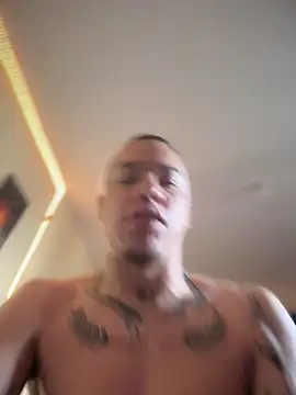 AlphaMasterXxx online show from 11, 3, 2026