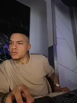 AlphaMasterXxx online show from 23, 9, 2025
