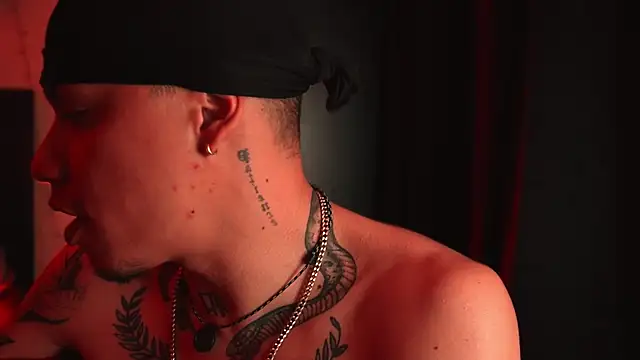 AlphaMasterXxx online show from 4, 4, 2026