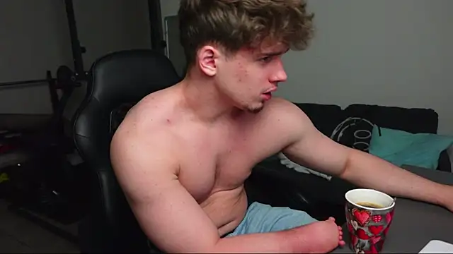 Snapshot of Ricky_Becko chatting on 8, 3, 2026 Ricky Becko online show from 8, 3, 2026