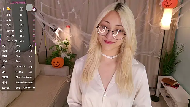 Snapshot of Marry_sharp chatting on 1, 11, 2025 Marry sharp online show from 1, 11, 2025