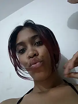 Snapshot of Khalessycute chatting on 14, 10, 2025 Khalessycute online show from 14, 10, 2025