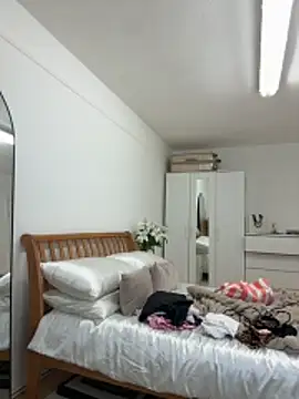 MilaRenee online show from 17, 10, 2025