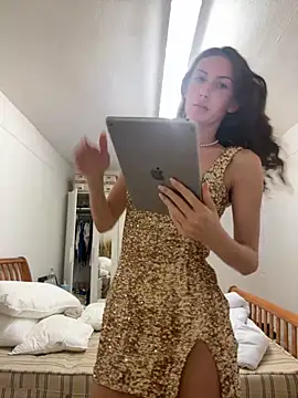 MilaRenee online show from 21, 9, 2025