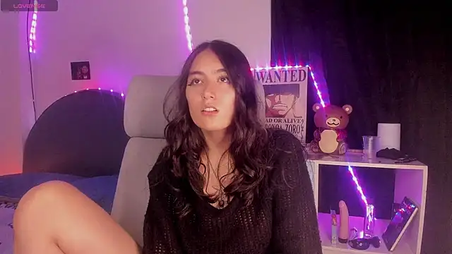 namiiwhite online show from 25, 9, 2025