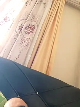 Snapshot of Azginboga2358 chatting on 27, 10, 2025 Azginboga2358 online show from 27, 10, 2025