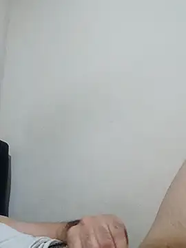 Snapshot of Azginboga2358 chatting on 26, 11, 2025 Azginboga2358 online show from 26, 11, 2025