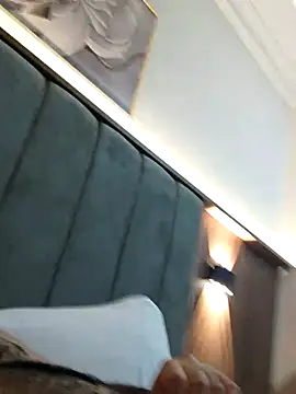 Snapshot of Azginboga2358 chatting on 21, 11, 2025 Azginboga2358 online show from 21, 11, 2025