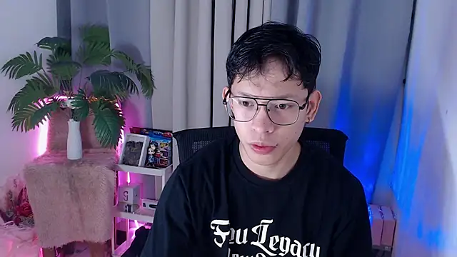 pinkcock froi2305 online show from 15, 2, 2026