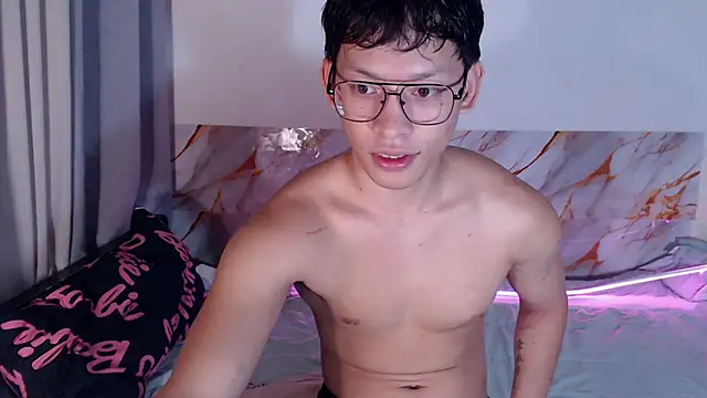 Snapshot of pinkcock_froi2305 chatting on 2, 5, 2026 pinkcock froi2305 online show from 2, 5, 2026