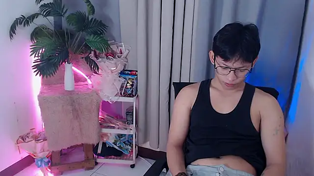 pinkcock froi2305 online show from 12, 3, 2026