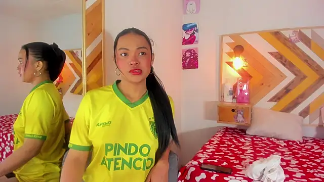 SoleneFontaine online show from 14, 11, 2025