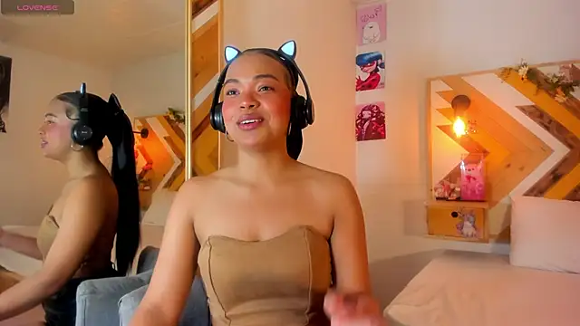 SoleneFontaine online show from 14, 10, 2025