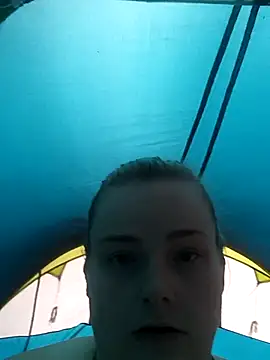 Snapshot of PainPriness chatting on 4, 11, 2025 PainPriness online show from 4, 11, 2025