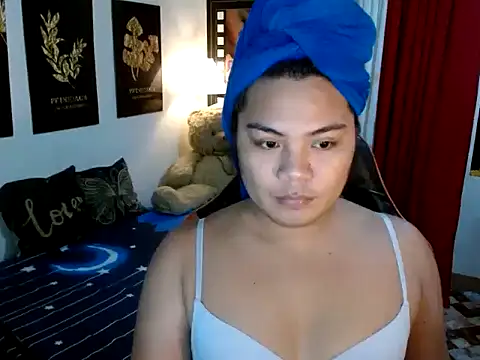 TSbrianaHugeCock online show from 15, 11, 2025