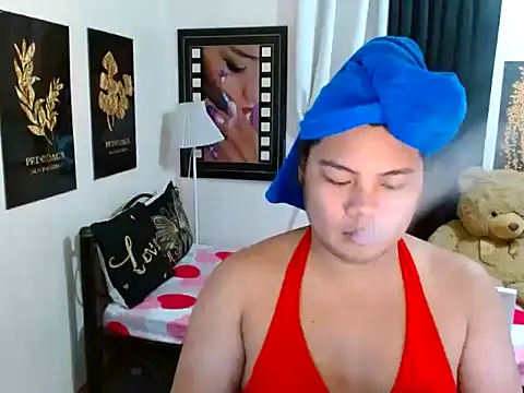 TSbrianaHugeCock online show from 3, 3, 2026