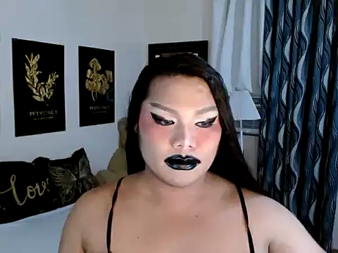 TSbrianaHugeCock online show from 18, 12, 2025