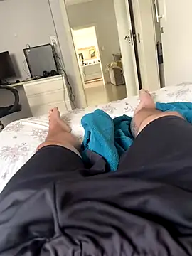 Novinho16cmz online show from 7, 11, 2025