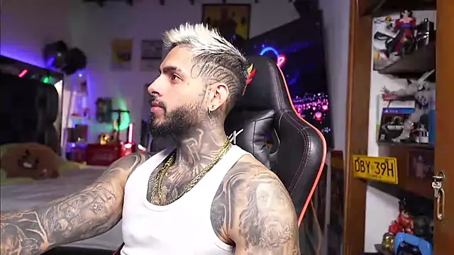 logan hugh8 online show from 18, 3, 2026