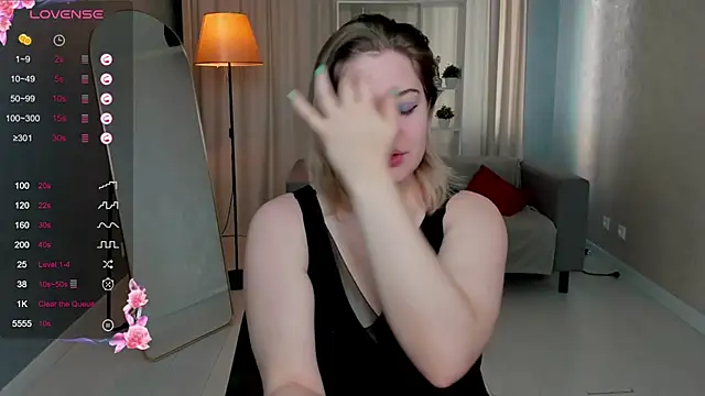 HelenHartt online show from 20, 10, 2025