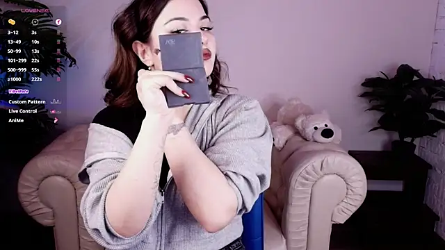 Dark Moni online show from 25, 2, 2026