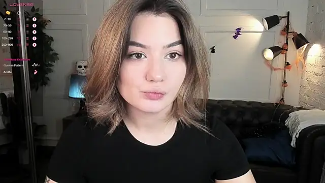 Snapshot of Dark_Moni chatting on 22, 10, 2025 Dark Moni online show from 22, 10, 2025