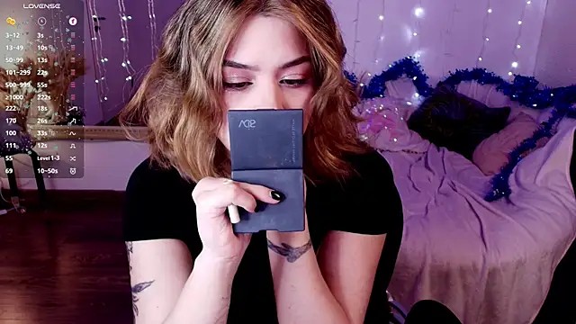 Dark Moni online show from 14, 12, 2025