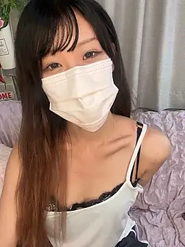 Snapshot of emiiiii1001 chatting on 10, 9, 2025 emiiiii1001 online show from 10, 9, 2025