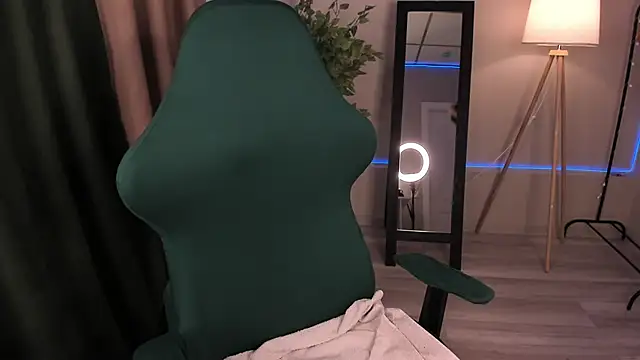 lasly moon online show from 3, 5, 2026
