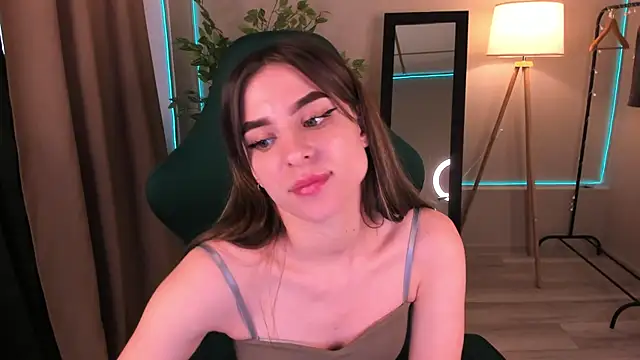 lasly moon online show from 24, 4, 2026