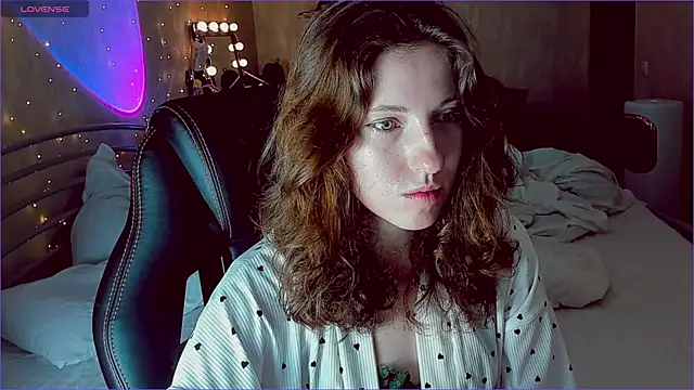 Snapshot of Agata_in_Wonderland chatting on 9, 9, 2025 Agata in Wonderland online show from 9, 9, 2025