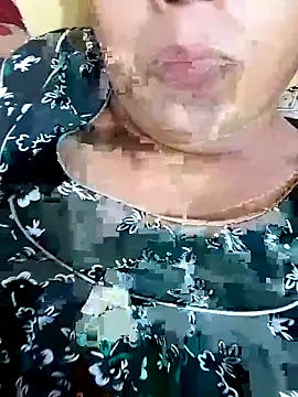 Snapshot of liza-212 chatting on 11, 10, 2025 liza-212 online show from 11, 10, 2025