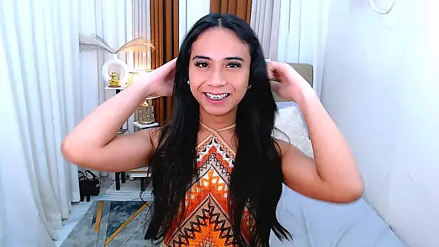 scarlet smith7 online show from 5, 2, 2026