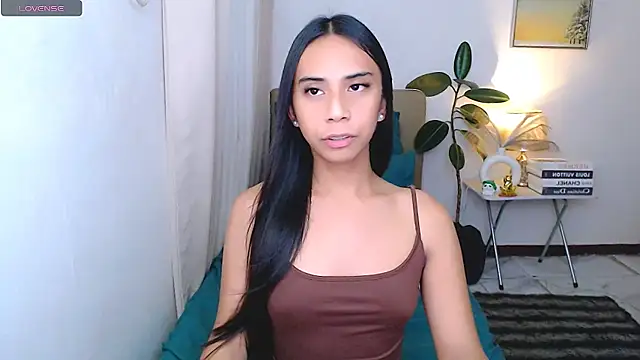 scarlet smith7 online show from 25, 6, 2026