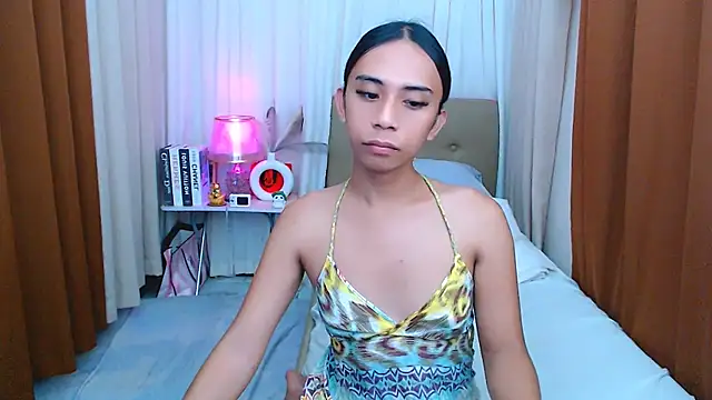 scarlet smith7 online show from 24, 5, 2026