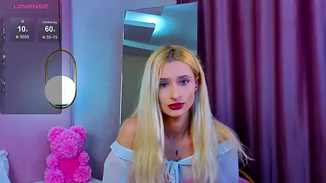 Monica Leen online show from 27, 10, 2025