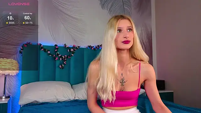 Monica Leen online show from 16, 12, 2025