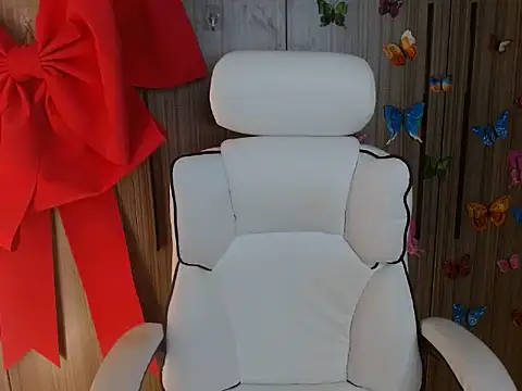 Snapshot of Boobyy-Bae chatting on 8, 5, 2026 Boobyy-Bae online show from 8, 5, 2026