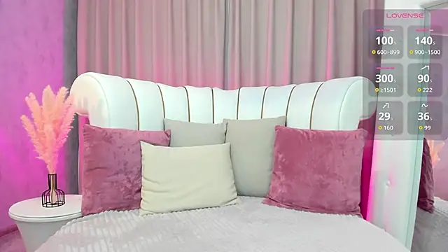 Snapshot of _Sunpuddle chatting on 20, 10, 2025 Sunpuddle online show from 20, 10, 2025