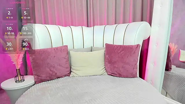 Snapshot of _Sunpuddle chatting on 12, 11, 2025 Sunpuddle online show from 12, 11, 2025