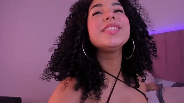 MiaWonderfull online show from 21, 11, 2025