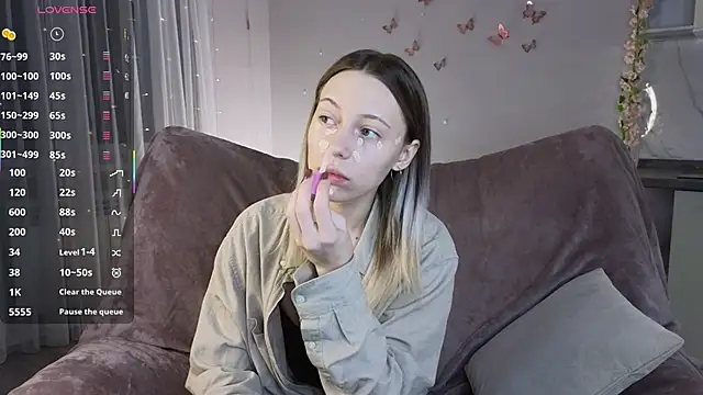 NyxaThorn online show from 20, 4, 2026