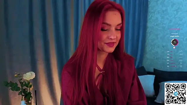 Snapshot of GildedKitten chatting on 26, 10, 2025 GildedKitten online show from 26, 10, 2025