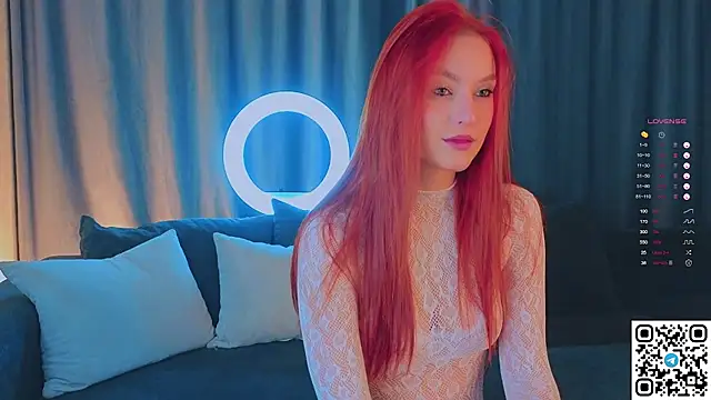 Snapshot of GildedKitten chatting on 16, 10, 2025 GildedKitten online show from 16, 10, 2025