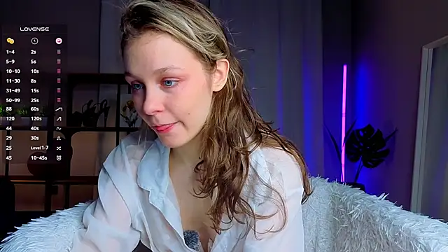 Snapshot of Tender_beauty chatting on 26, 5, 2026 Tender beauty online show from 26, 5, 2026