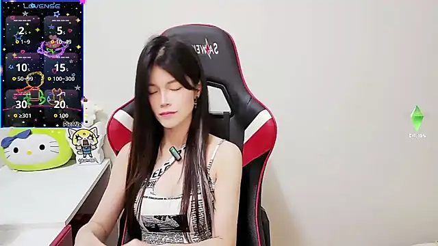 Alina10932 online show from 9, 10, 2025