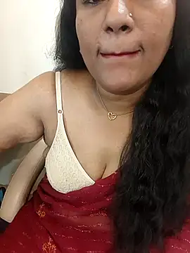 Snapshot of Aunty_Boy_143 chatting on 19, 4, 2026 Aunty Boy 143 online show from 19, 4, 2026