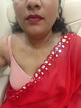 Snapshot of Aunty_Boy_143 chatting on 27, 4, 2026 Aunty Boy 143 online show from 27, 4, 2026