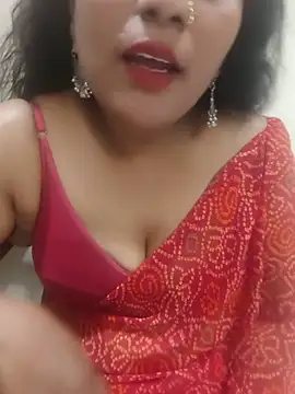 Snapshot of Aunty_Boy_143 chatting on 28, 7, 2026 Aunty Boy 143 online show from 28, 7, 2026